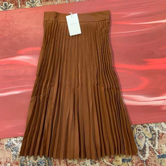 Sezane Midi-length pleaded skirt NWT - Picture 6 of 6